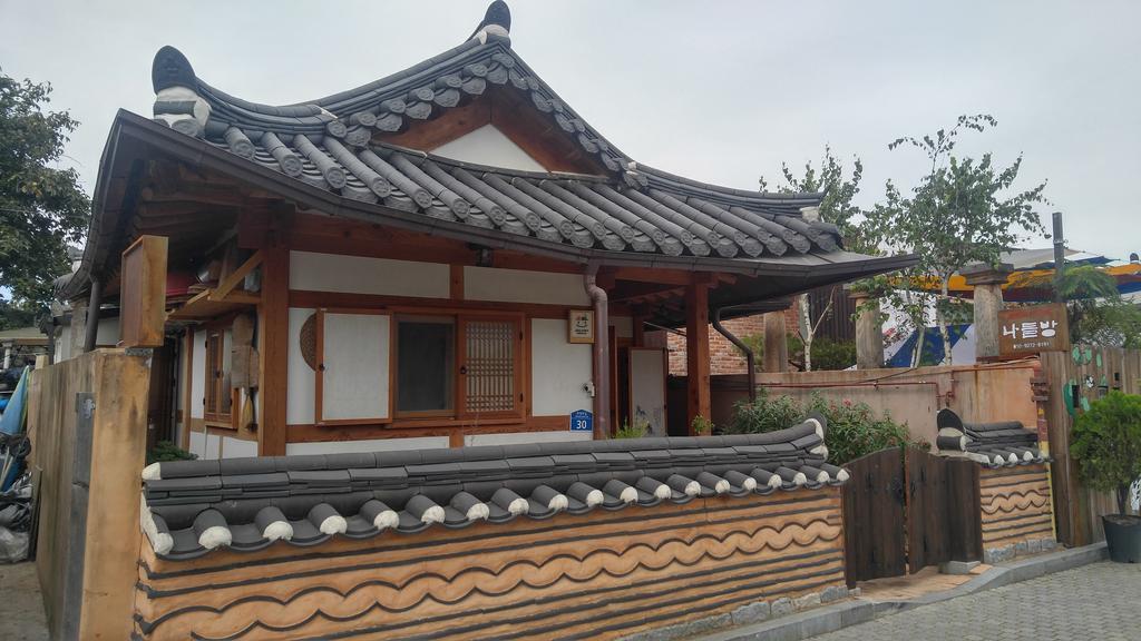Nadle Bang Hotell Jeonju Eksteriør bilde