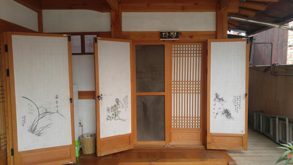Nadle Bang Hotell Jeonju Eksteriør bilde
