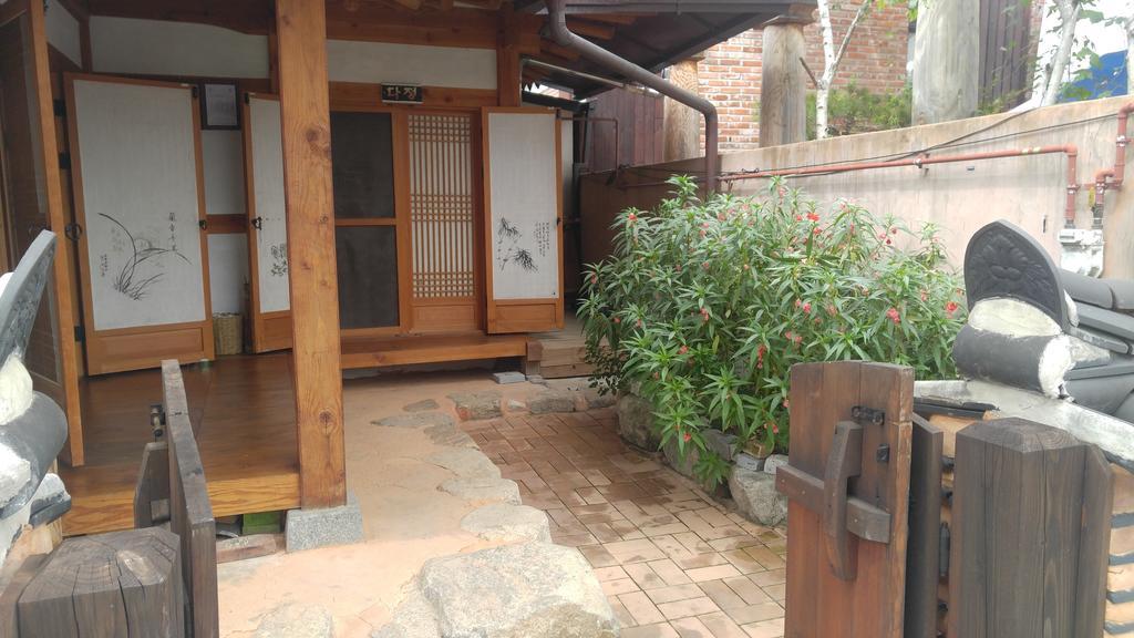 Nadle Bang Hotell Jeonju Eksteriør bilde